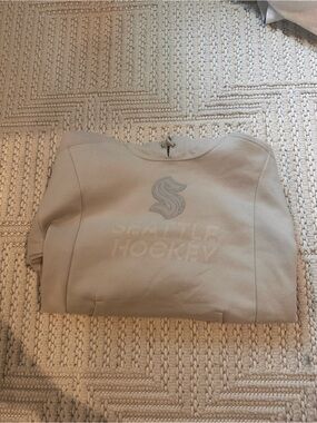 Fanatics Seattle Hockey Light Tan/Cream Pullover Hoodie